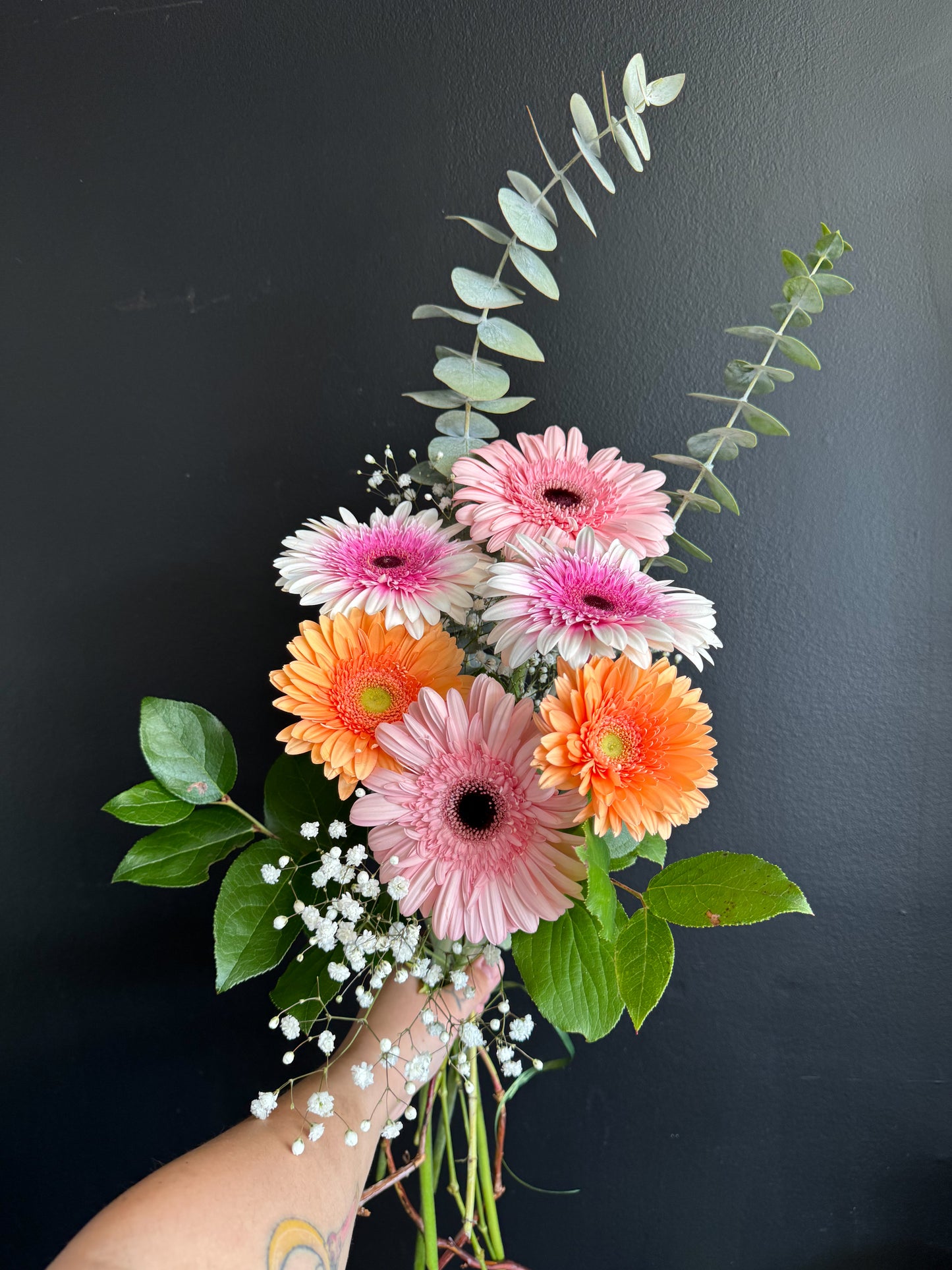 Gerberas et eucalyptus