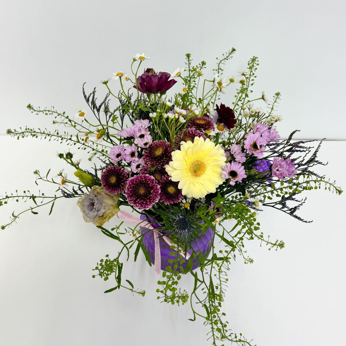 Arrangement fleurs sauvages en pot